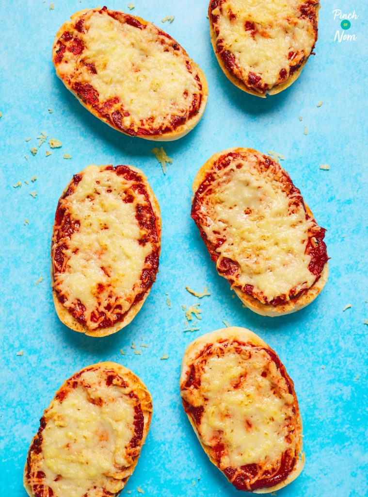 French Bread Pizza - Pinch of Nom Slimming Recipes