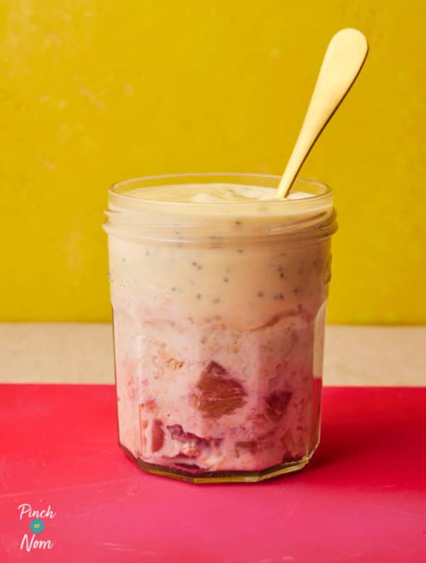 Rhubarb and Custard Overnight Oats pinchofnom.com