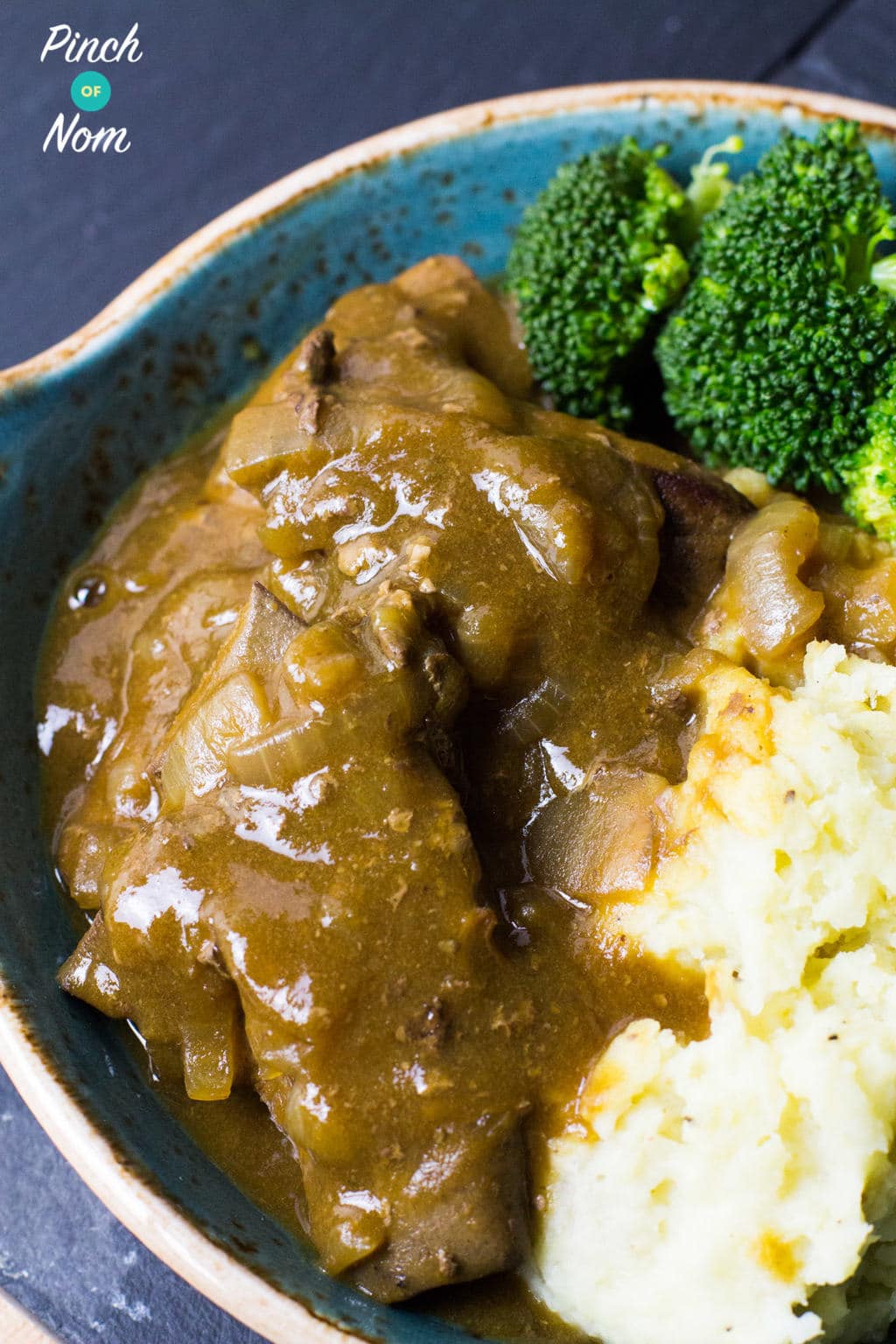 Syn Free Liver with Onion Gravy | Slimming World - Pinch Of Nom