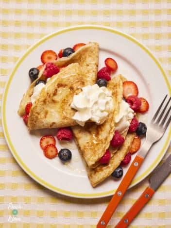 Folded Berry Pancake pinchofnom.com