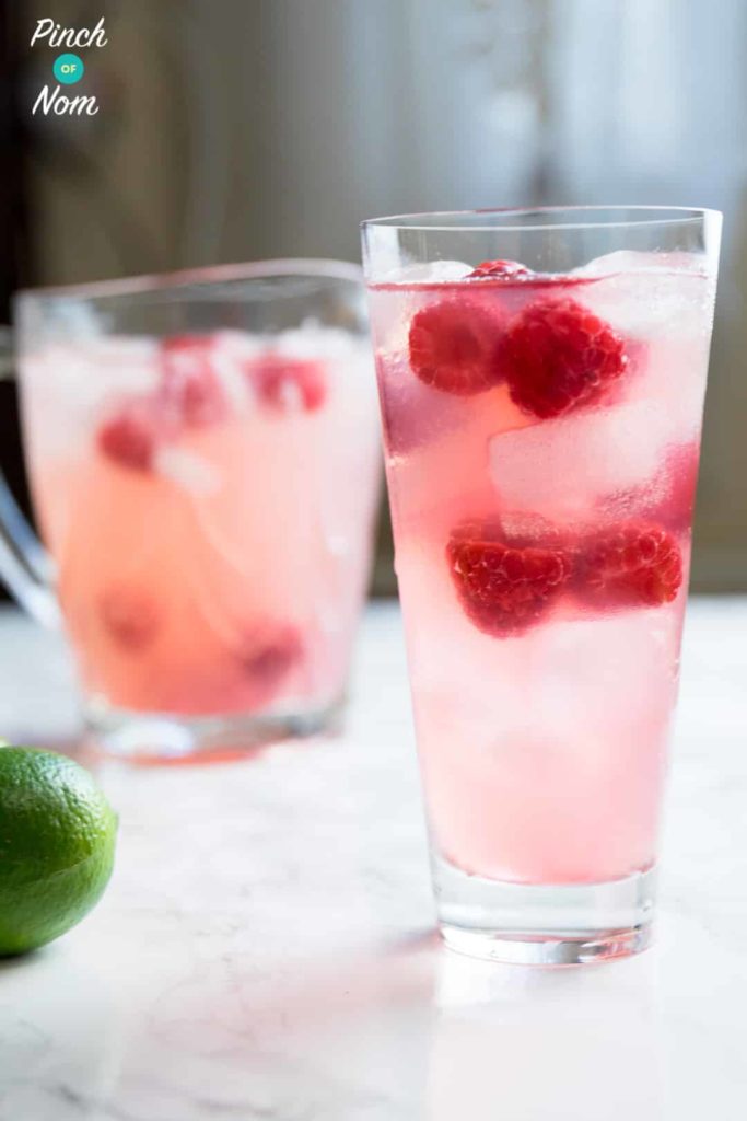 Raspberry Vodka Fizz - Pinch of Nom Slimming Recipes