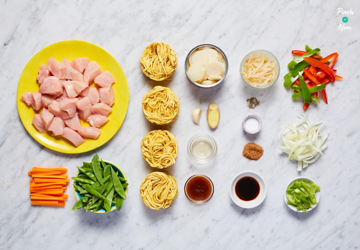 Chicken Chow Mein - Pinch of Nom Slimming Recipes