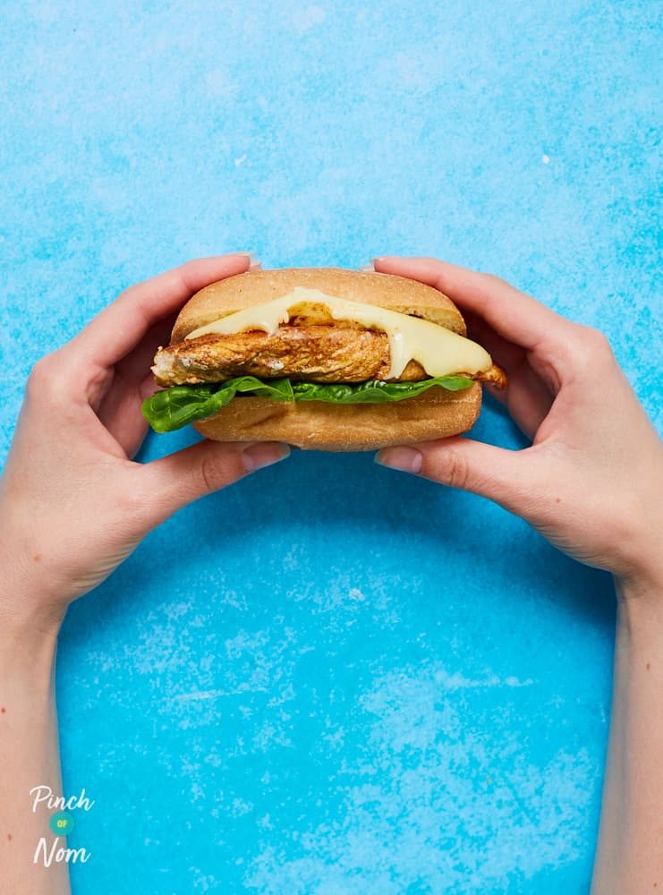 Cajun Chicken Burger - Pinch of Nom Slimming Recipes