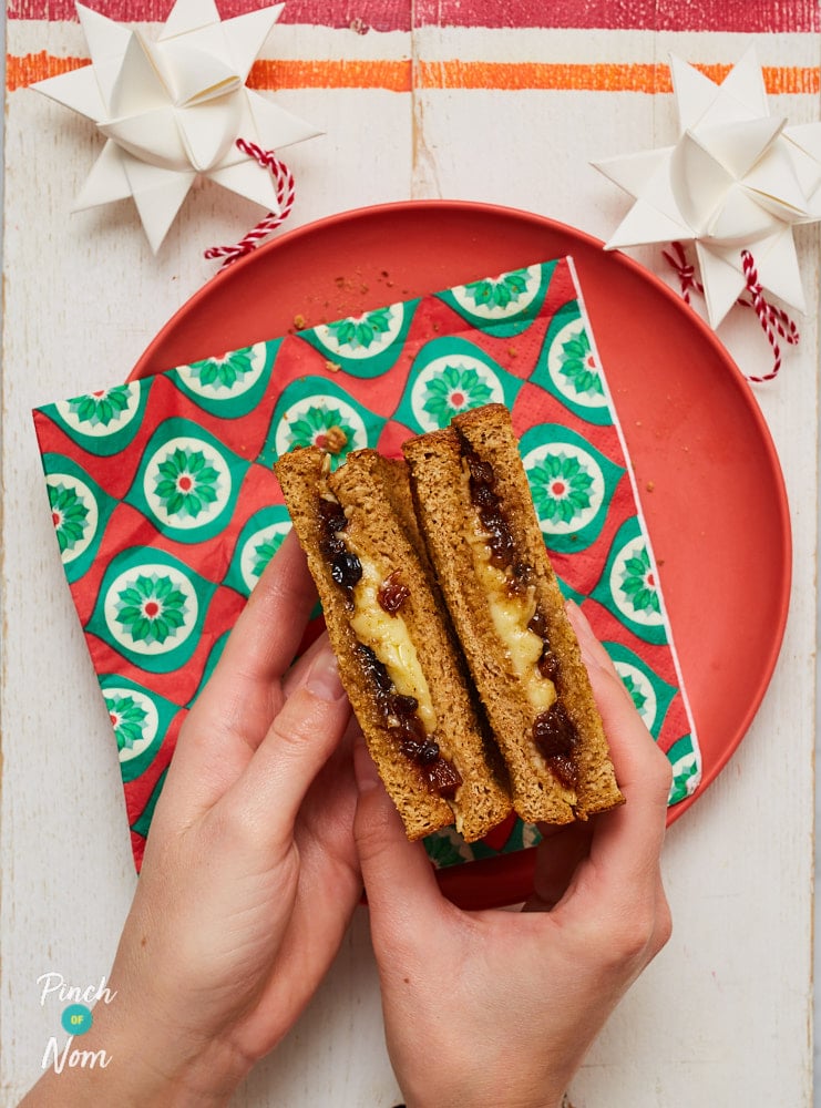 Mince Pie Cheese Toastie_- Pinch of Nom Slimming Recipes