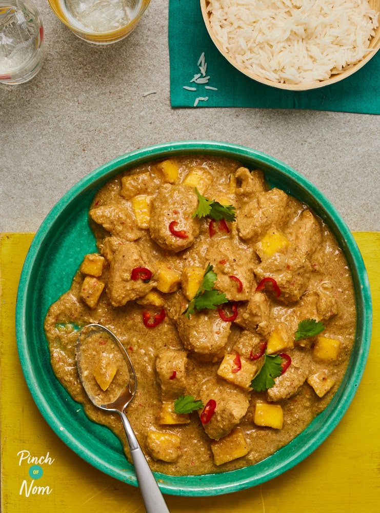 Turkey and Mango Curry - Pinch of Nom Slimming Recipes
