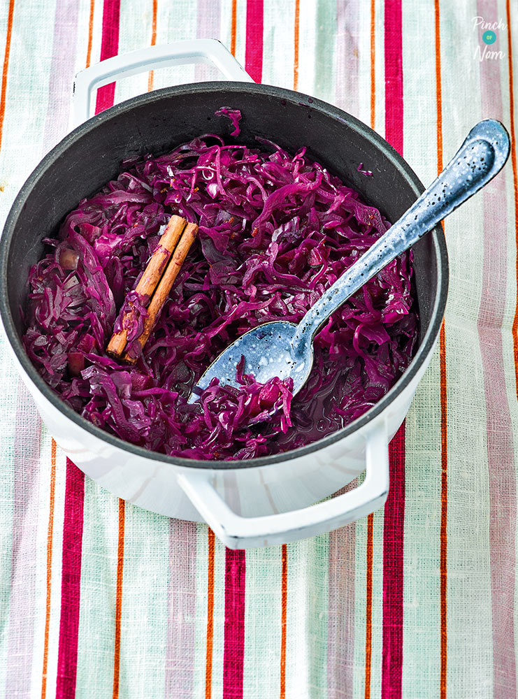 Braised Red Cabbage - Pinch of Nom Slimming Recipes