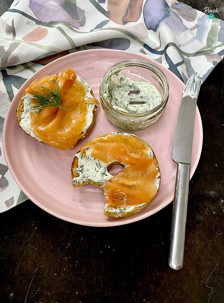 Dill Cream Cheese and Smoked Salmon Bagel - Pinch of Nom Slimming Recipes