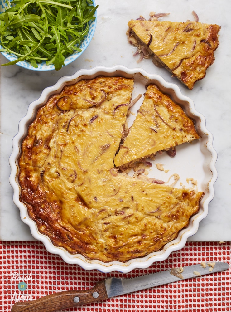 Caramelised Onion Quiche - Pinch of Nom Slimming Recipes