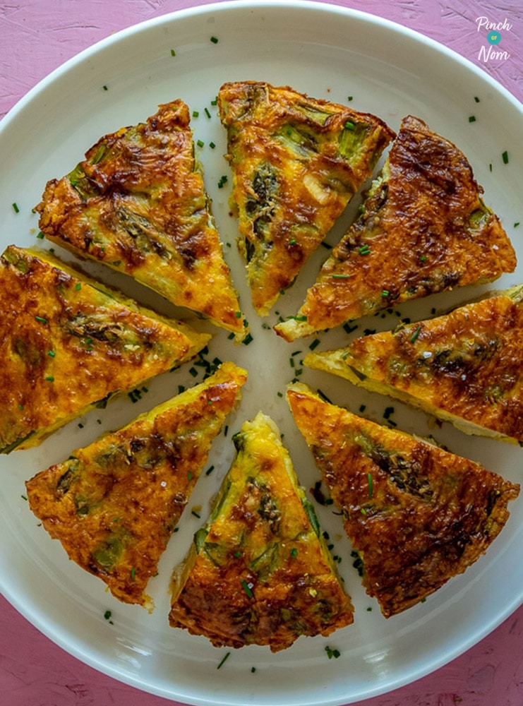 Chicken and Asparagus Quiche - Pinch of Nom Slimming Recipes