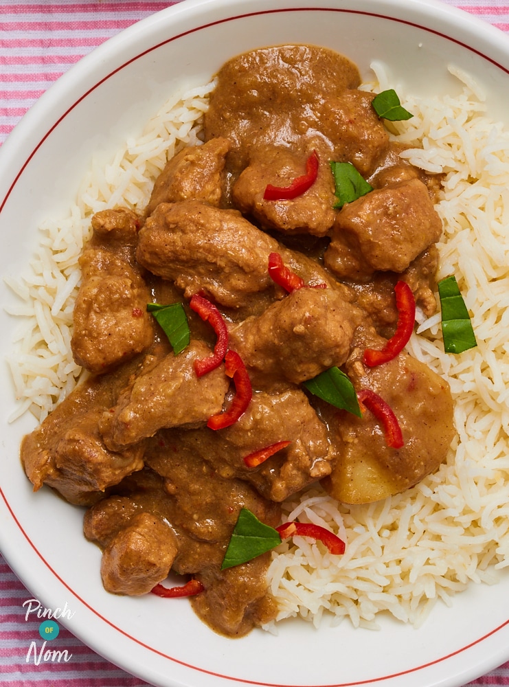 Thai Style Pork Curry - Pinch of Nom Slimming Recipes