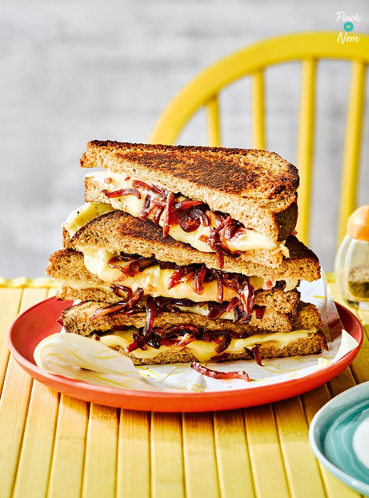 https://pinchofnom.com/wp-content/uploads/2022/01/The-Ultimate-Grilled-Cheese-01.jpg