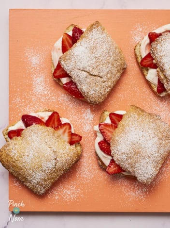 Strawberry Shortcake pinchofnom.com