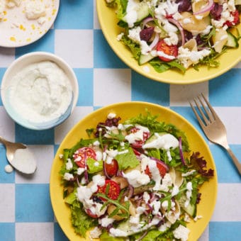 Greek-Style Pasta Salad - Pinch of Nom Slimming Recipes