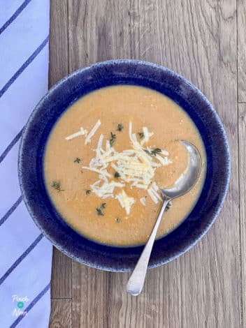 Butternut, Bacon and Cheddar Soup pinchofnom.com