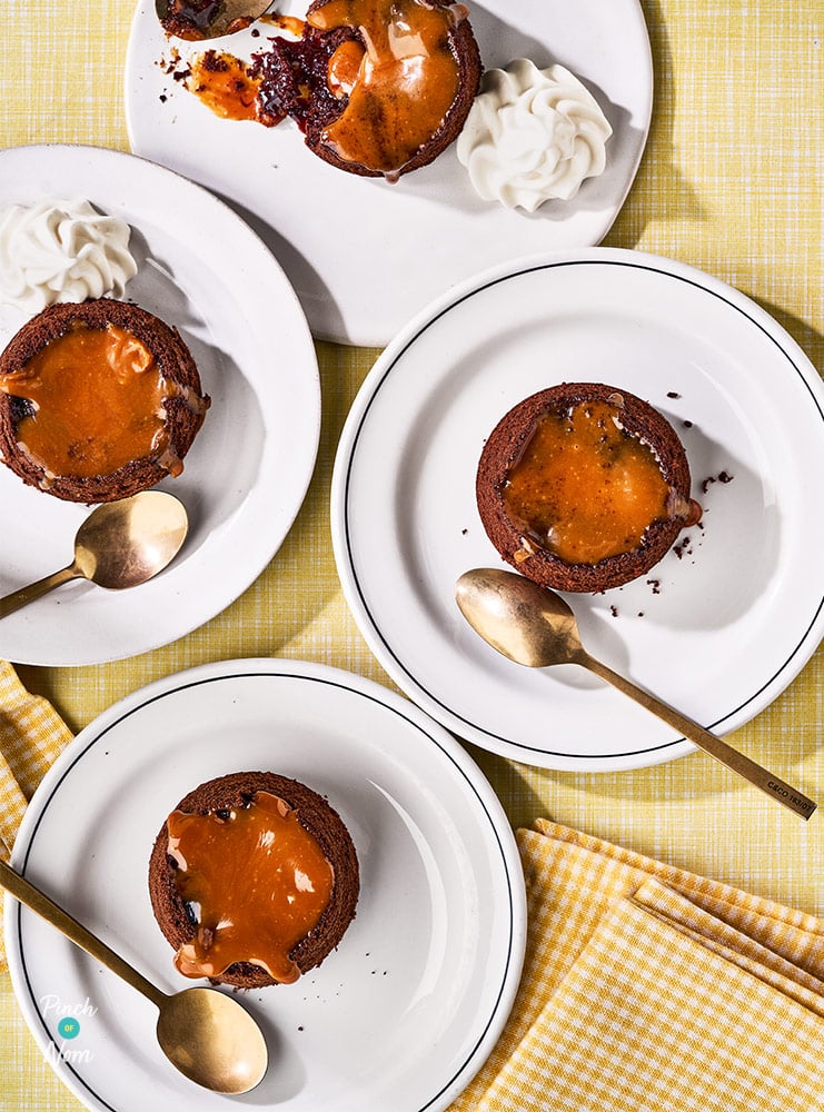 Chocolate Toffee Puddings - Pinch of Nom Slimming Recipes