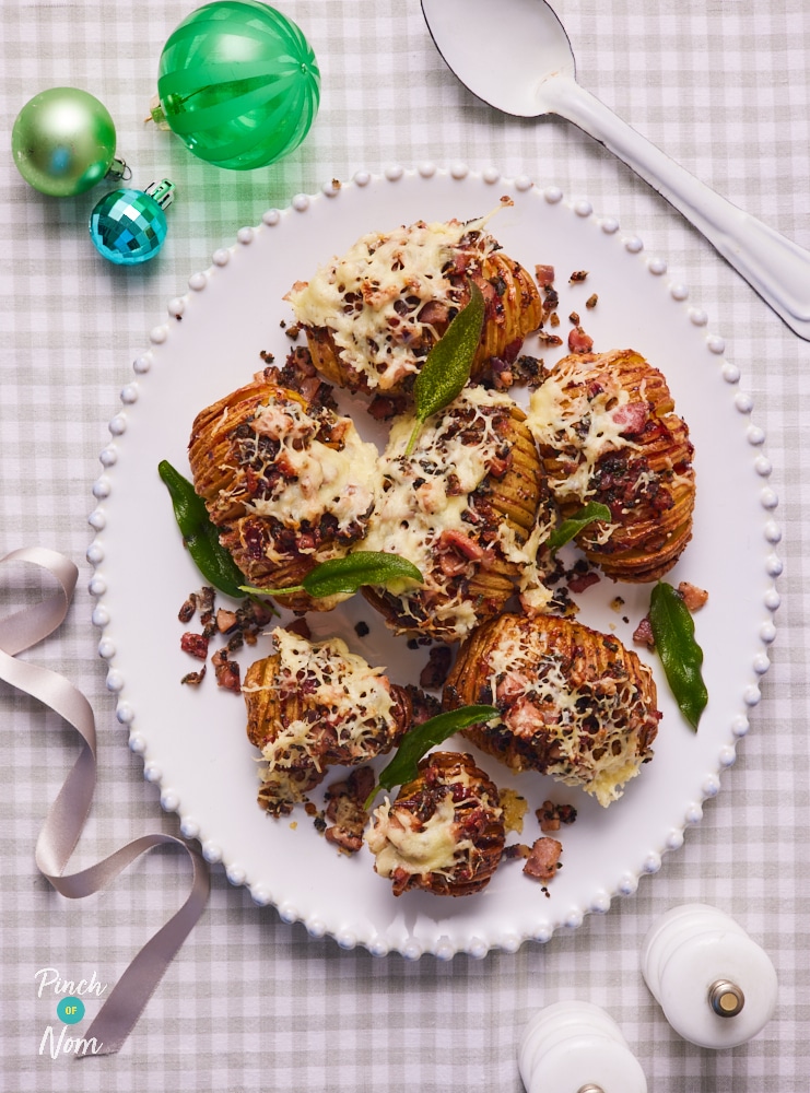 Christmas Hasselback Potatoes - Pinch of Nom Slimming Recipes