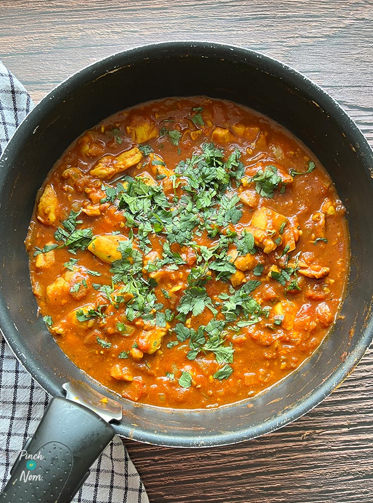 Garlic and Ginger Curry - Pinch of Nom Slimming Recipes