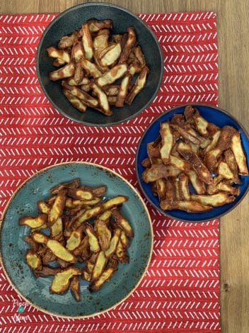 Potato Peel Crisps pinchofnom.com