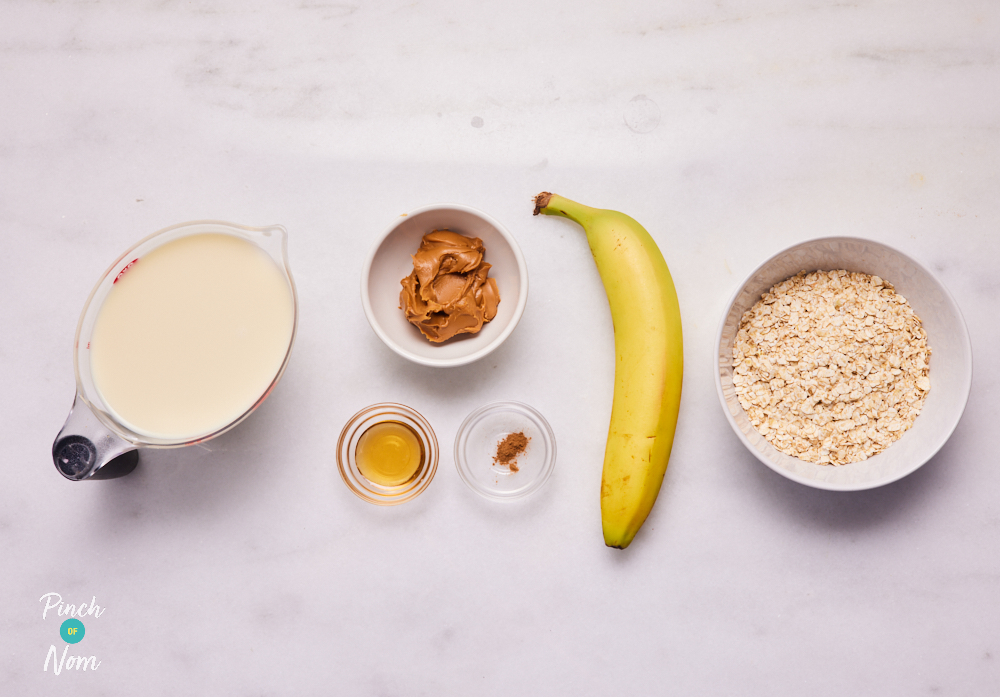 Biscoff and Banana Porridge - Pinch of Nom Slimming Recipes