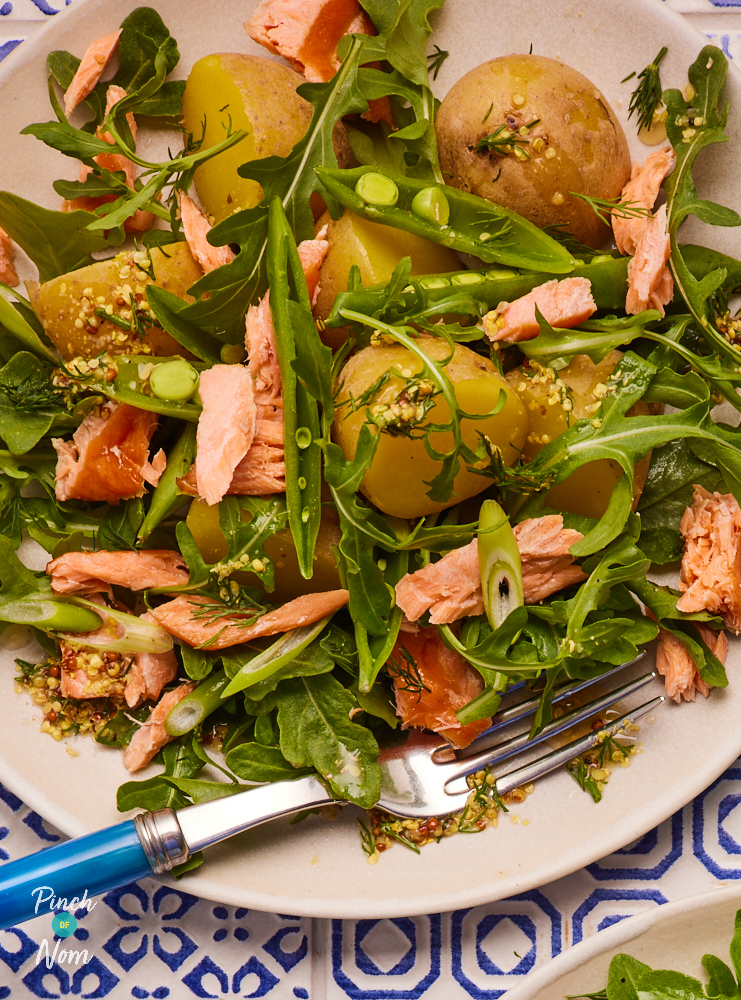 Smoked Salmon and Potato Salad - Pinch of Nom Slimming Recipes