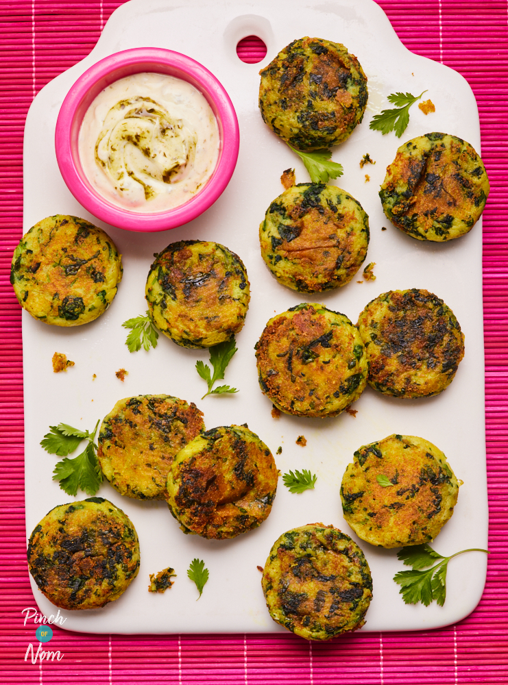 Saag Aloo Fritters - Pinch of Nom Slimming Recipes