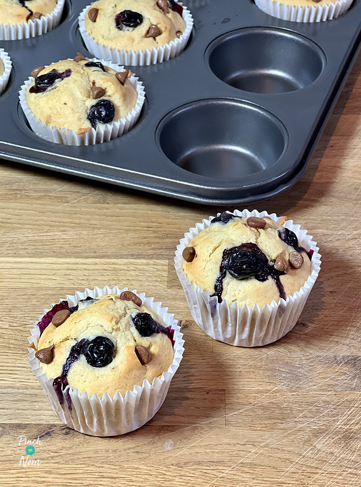 Banana and Blueberry Muffins - Pinch of Nom Slimming Recipes