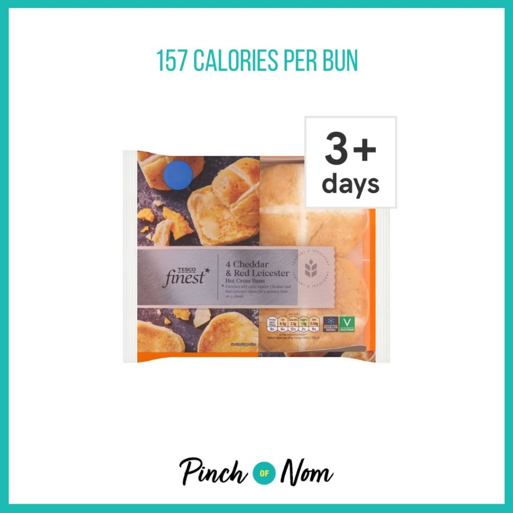 Tesco Finest Cheddar & Red Leicester Hot Cross Buns, featured in Pinch of Nom's Weekly Pinch of Shopping with the calorie count printed above (157 calories per bun)