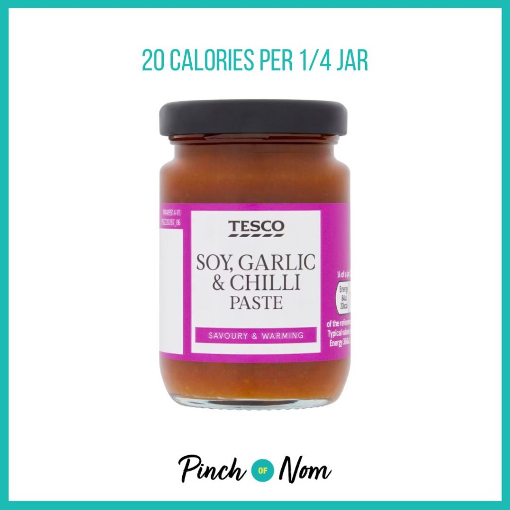 Tesco Soy, Garlic & Chilli Paste, featured in Pinch of Nom's Weekly Pinch of Shopping with the calorie count printed above (20 calories per 1/4 jar).