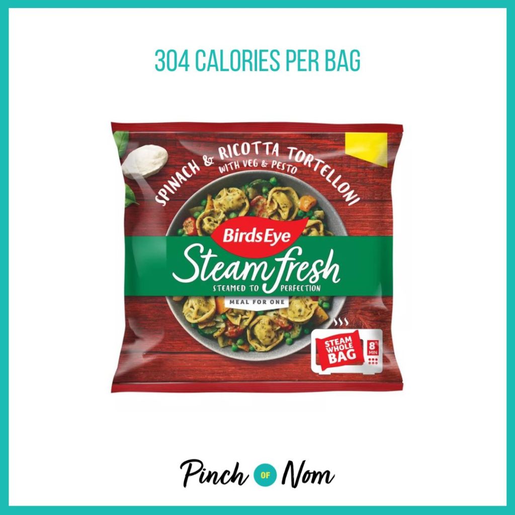 Birds Eye Steam Fresh Spinach & Ricotta Tortelloni with Veg & Pesto, featured in Pinch of Nom's Weekly Pinch of Shopping with the calorie count printed above (304 calories per bag). 