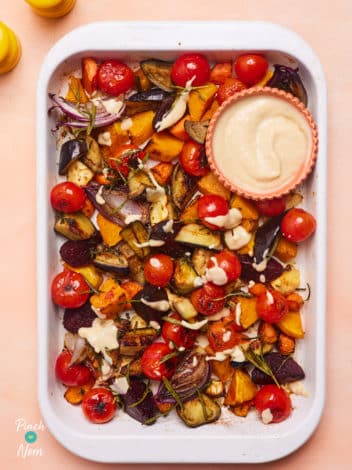 Autumn Vegetable Traybake pinchofnom.com