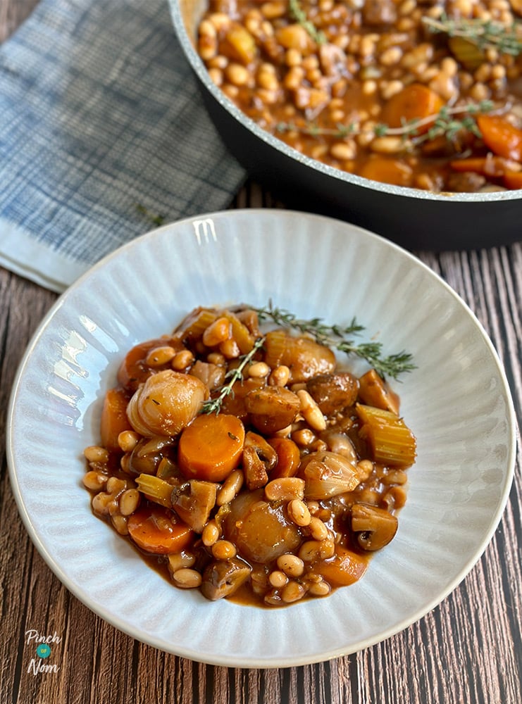 Bean and Mushroom Bourguignon - Pinch of Nom Slimming Recipes