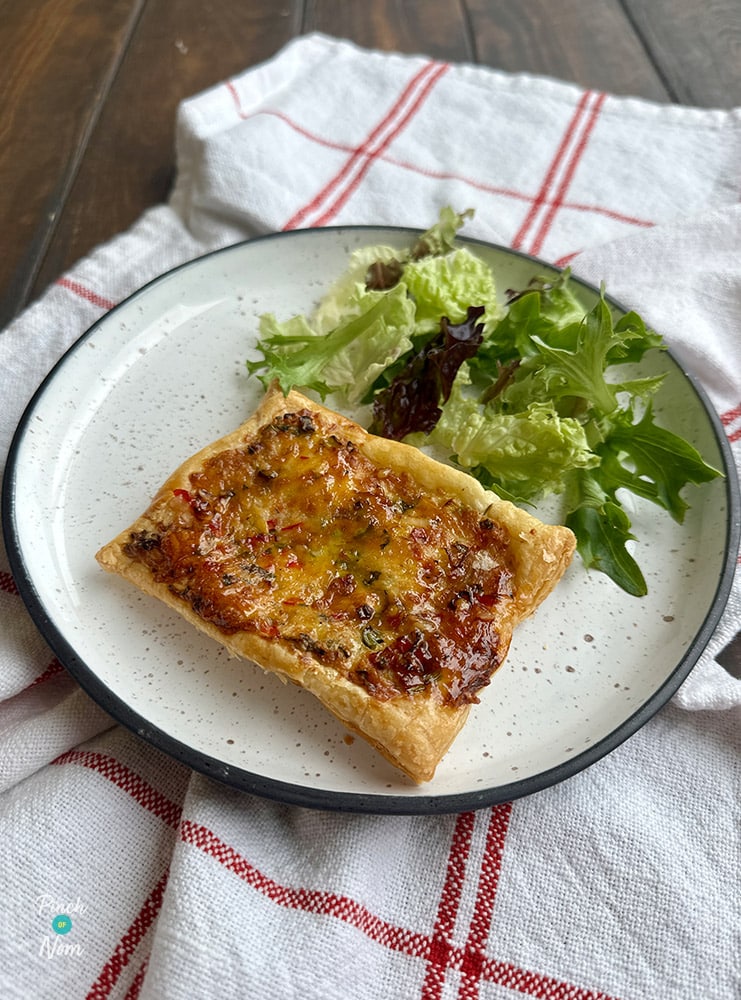 Chilli Cheese Slices - Pinch of Nom Slimming Recipes