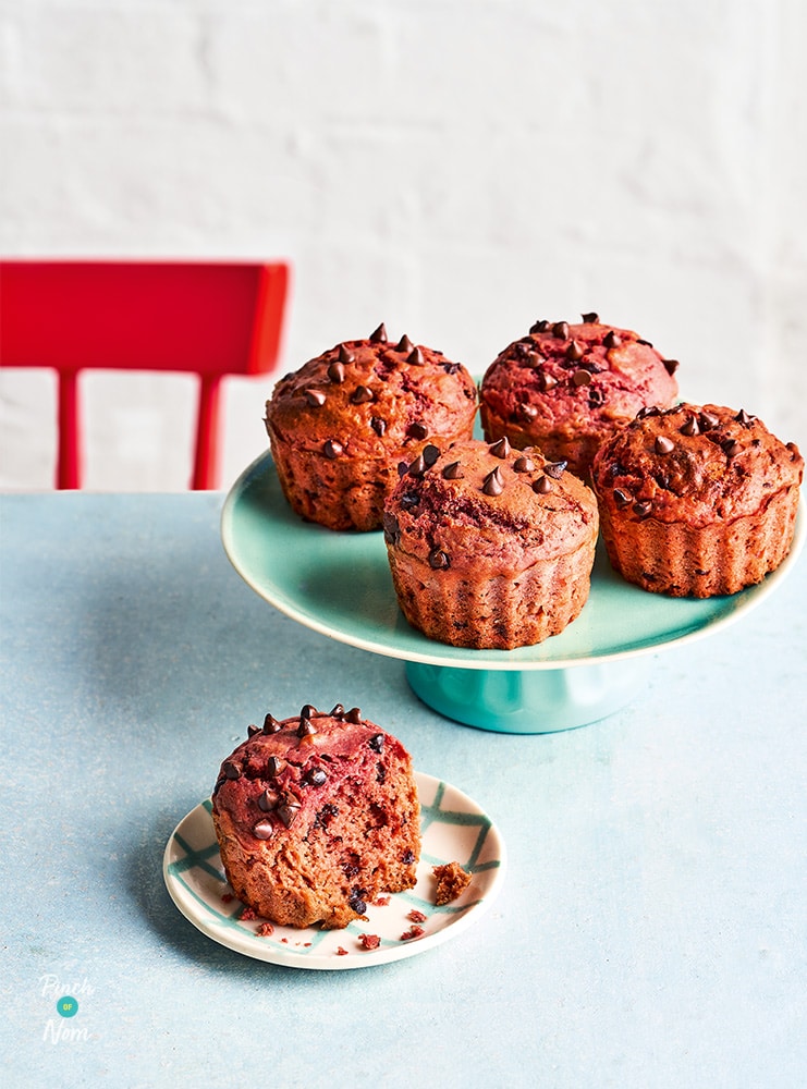 Chocolate and Beetroot Muffins - Pinch of Nom Slimming Recipes